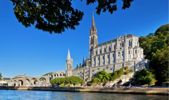 Viaje desde Paris a Lourdes Francia