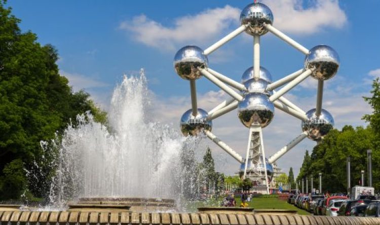 Un día en Bruselas, Bélgica