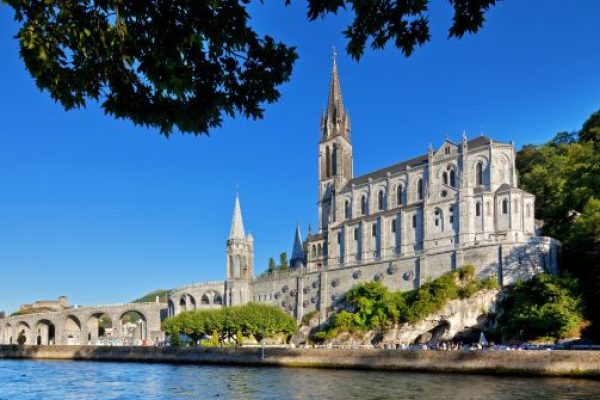 Descubre Biarritz, San Sebastián y Lourdes con Panoramix Paris Tour